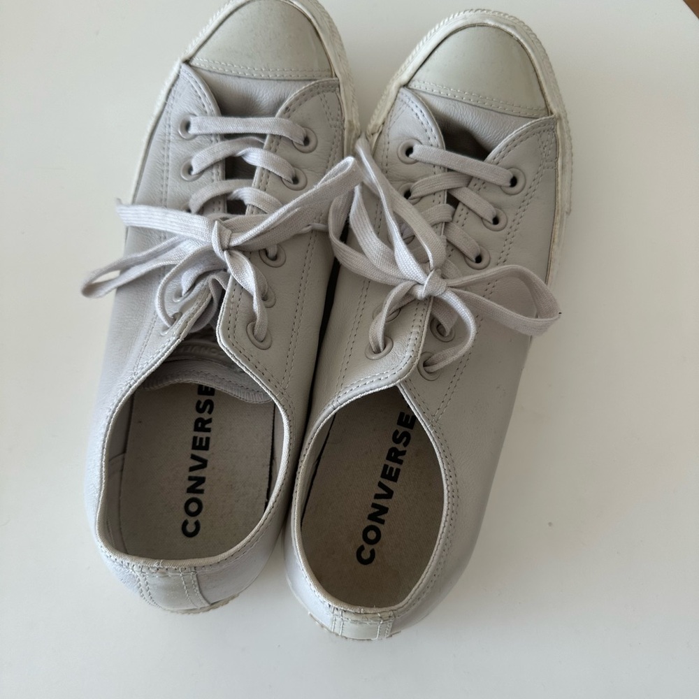 Converse heather grey leather sneakers